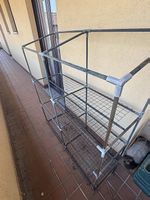 Serra rettangolare 3 ripiani cm 135x50xH152 + 11 vassoi