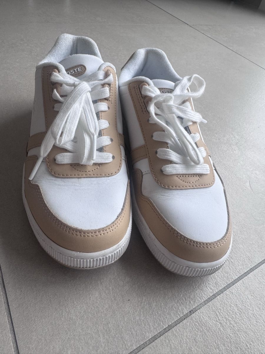 Lacoste Scarpe da donna: Paire de chaussures – Nuovo (secondo la descrizione) da Yverdon-les-Bains venduto da fel_vbw5 1