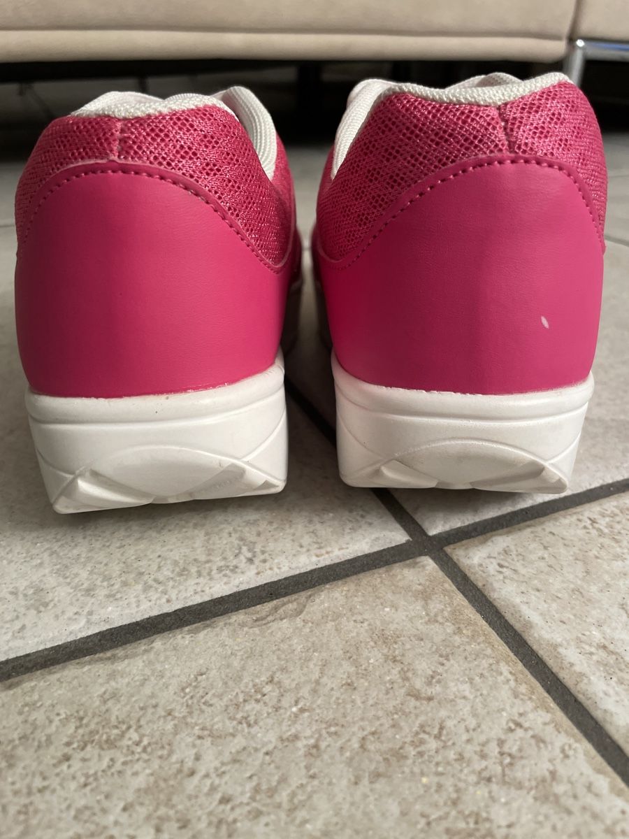 Scarpe da donna: Schuhe Gr.36-37, wie NEUE – Nuovo (secondo la descrizione) da Waltenschwil venduto da lina-04 4