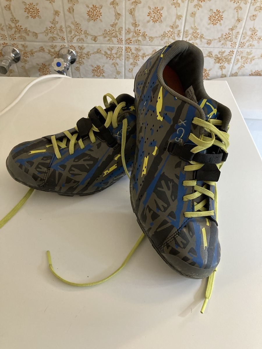 Shimano Scarpe da uomo: Chaussures de vélo – Usato da Saxon venduto da tok_8dnf