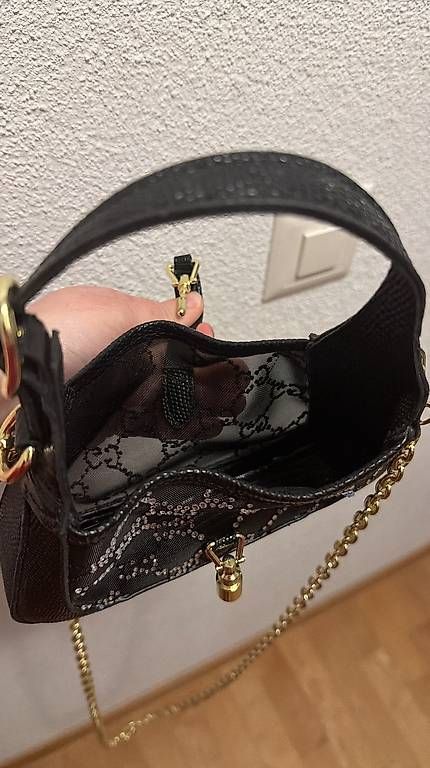 Taschen für Damen: Tasche – Gebraucht aus Bülach von ade_h776 1