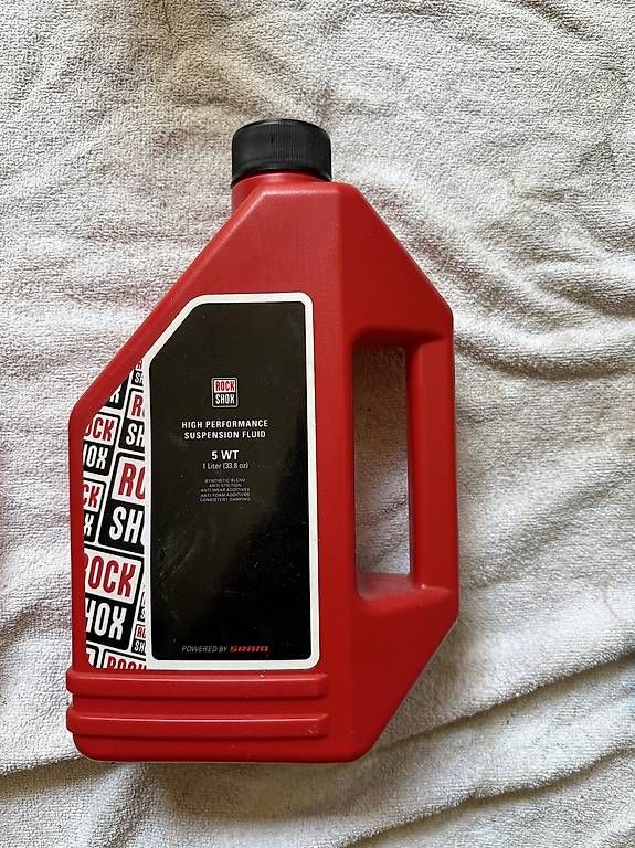 Pezzi di ricambio: Rock Shox HIGH PERFORMANCE SUSPENSION FLUID – Usato da Solothurn venduto da Kuesel1