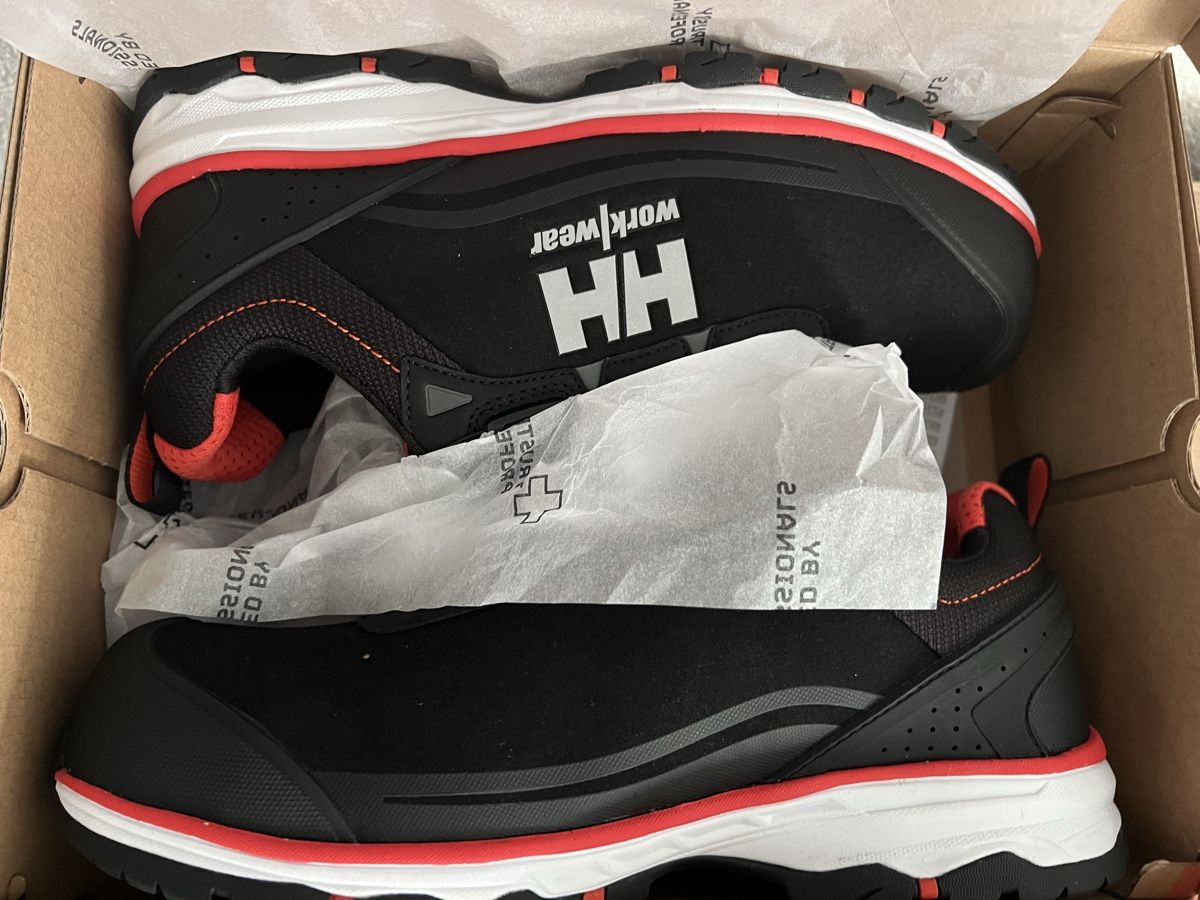 Helly Hansen Scarpe da uomo: Neue, nie getragene Helly Hansen, Arbeitsschuhe, S3, Gr. 42 – Nuovo e nell'imballaggio originale da Riggisberg venduto da Dive0 2