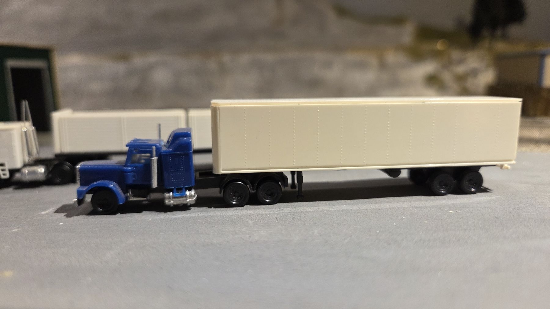 Modellini di ferrovie: 2 camions US – Usato da Goumoens-la-Ville venduto da nsbourquin 1