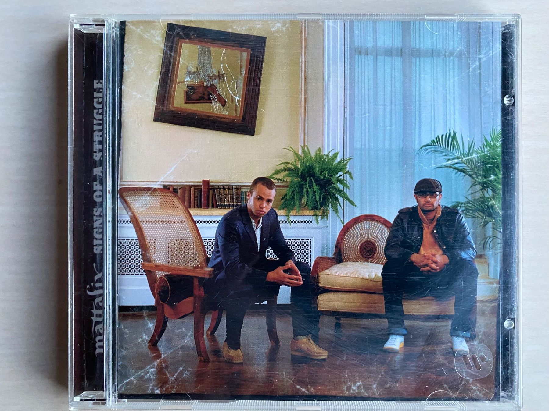 CDs: Mattafix -  Signs Of A Struggle – Gebraucht aus Oberried Brienz von Chyara