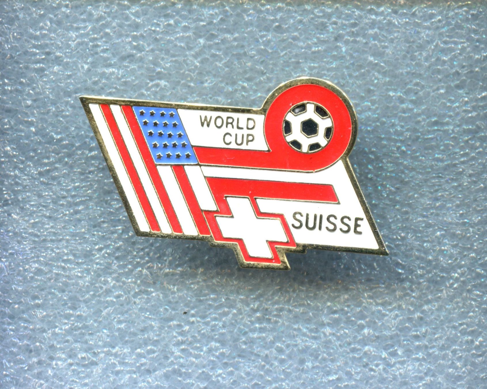 Placchette & Badge: WORLD CUP  SUISSE – Usato da Winterthur venduto da Sammleroase