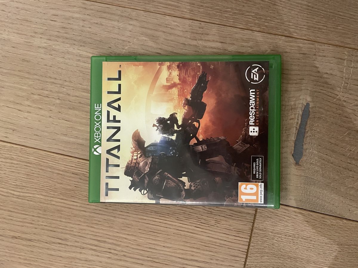 Giochi: Titanfall Xbox one – Usato da Hinteregg venduto da dar.rio
