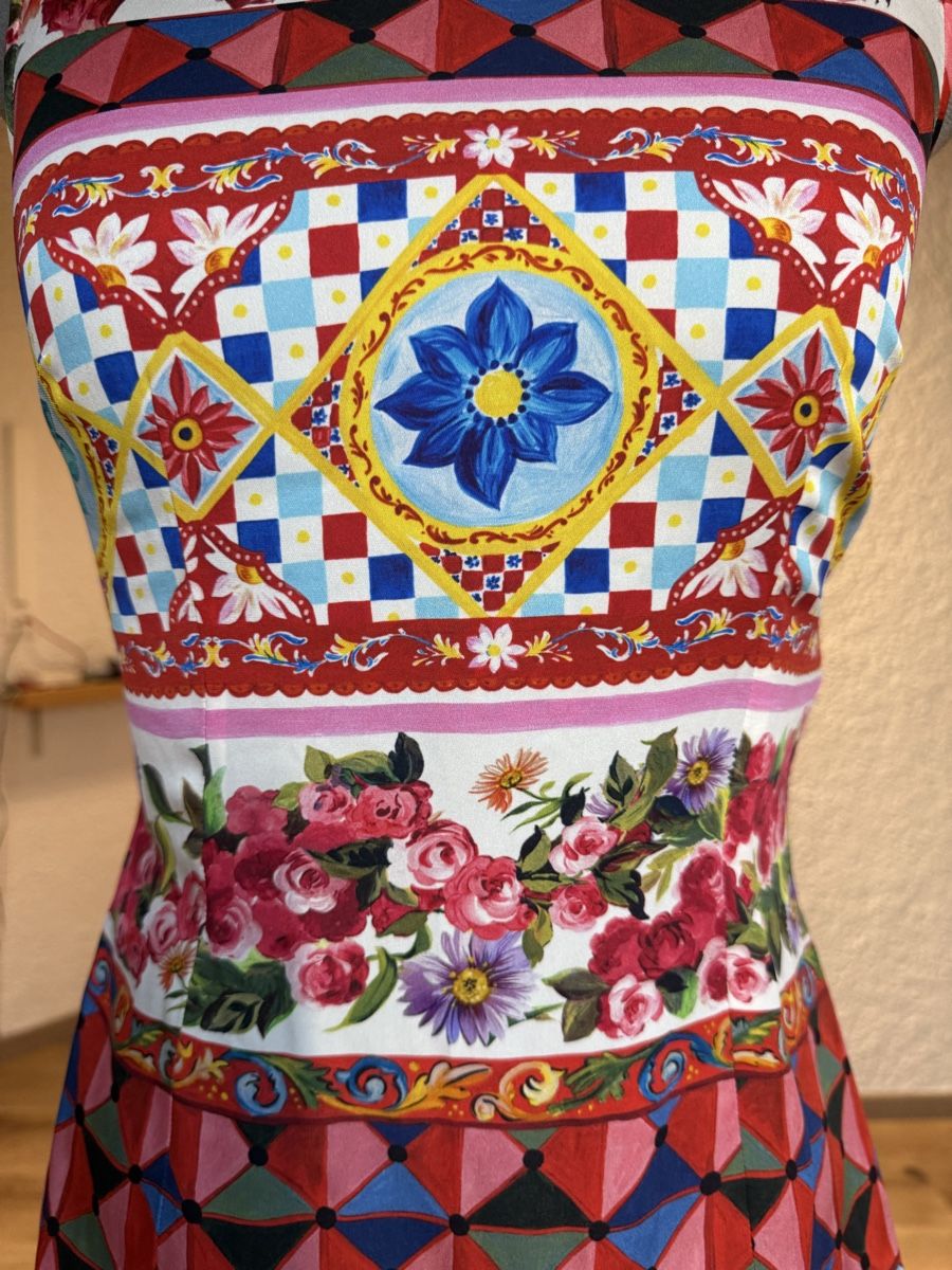 Dolce & Gabbana Top: Dolce&Gabbana Seide Top – Nuovo (secondo la descrizione) da Schattdorf venduto da Remligand 1