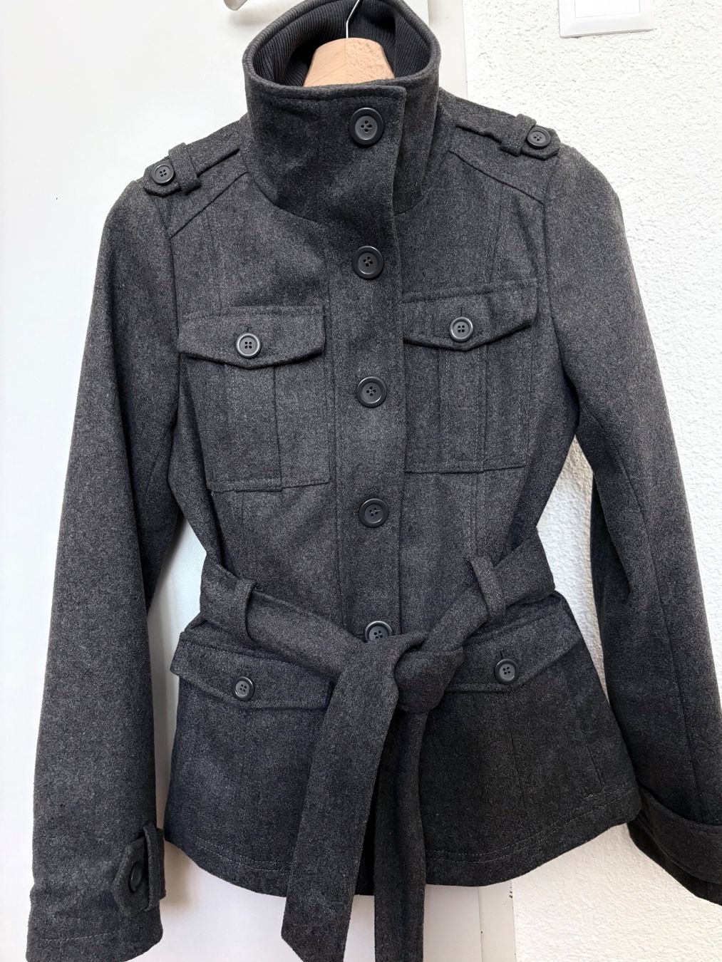 Only Giacche: Kurzmantel / Wool Jacket, ONLY, grau, Gr. S – Usato da Rikon im Tösstal venduto da ali_se 3