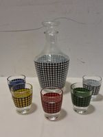 Vintage  Schnaps -Likörflasche mit 5 Gläser  farbig