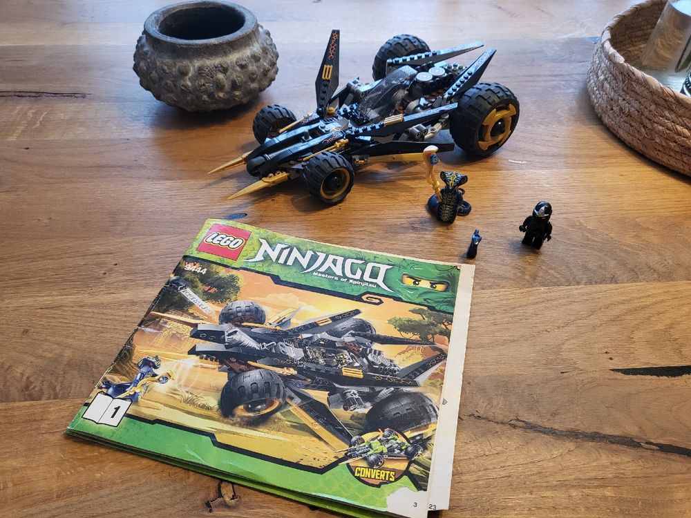 Lego Ninjago 9444 Cole‘s Tarn Buggy mit Skales (Gebraucht) in ...
