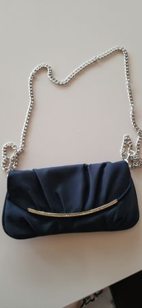 Damen Abendtasche dunkelblau mit Kette guter Zustand
