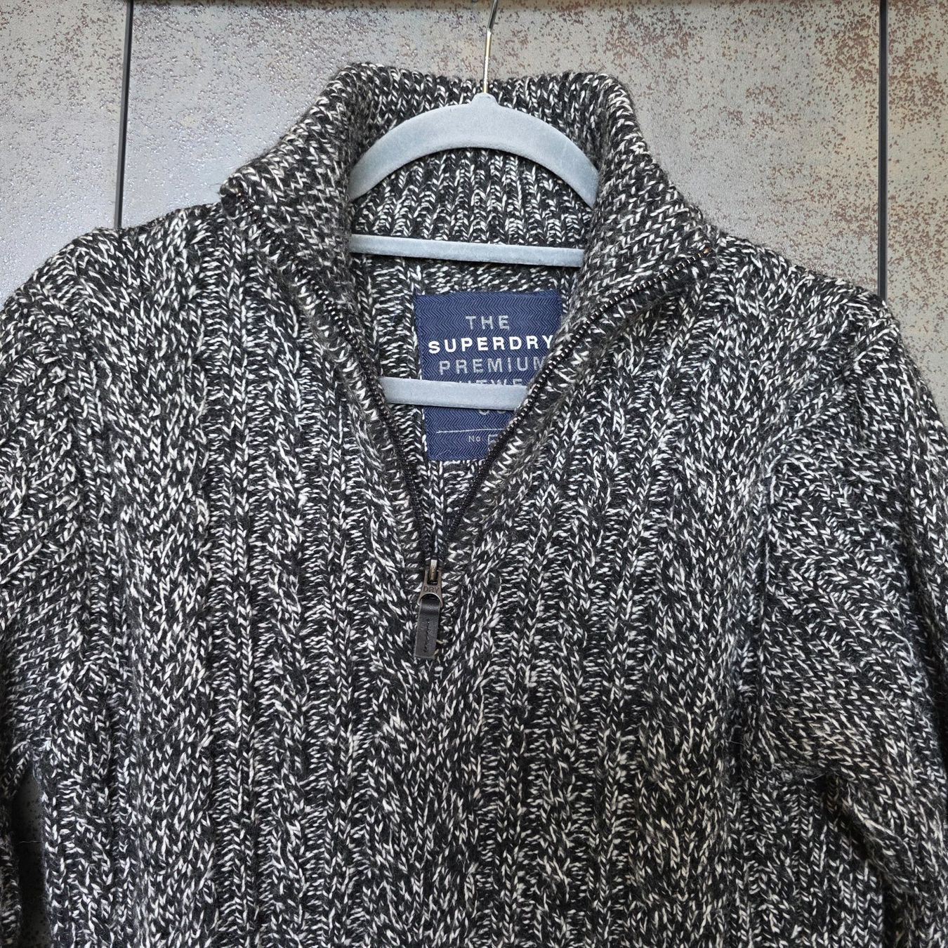 Superdry Pullover & Sweatshirts: 🐸 SUPERDRY STRICK TROYER M STRICKPULLOVER MÉLANGE – Gebraucht aus Môtier (Vully) von Frogs 4