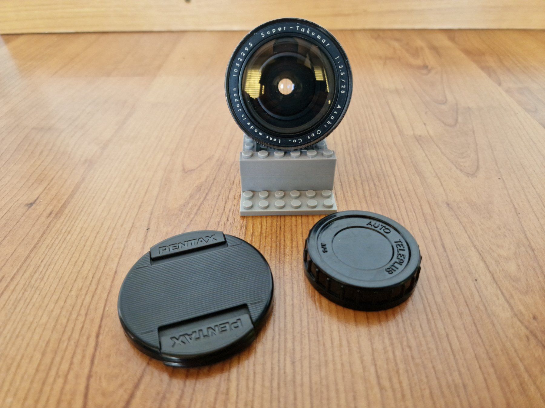 Pentax Obiettivi: Asahi Pentax Super Takumar 28mm 3.5 - M42 Mount – Usato da Vevey venduto da dreetje9