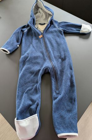 Fleece-Anzug "Mags" in dark navy von Ebbe, Grösse 74