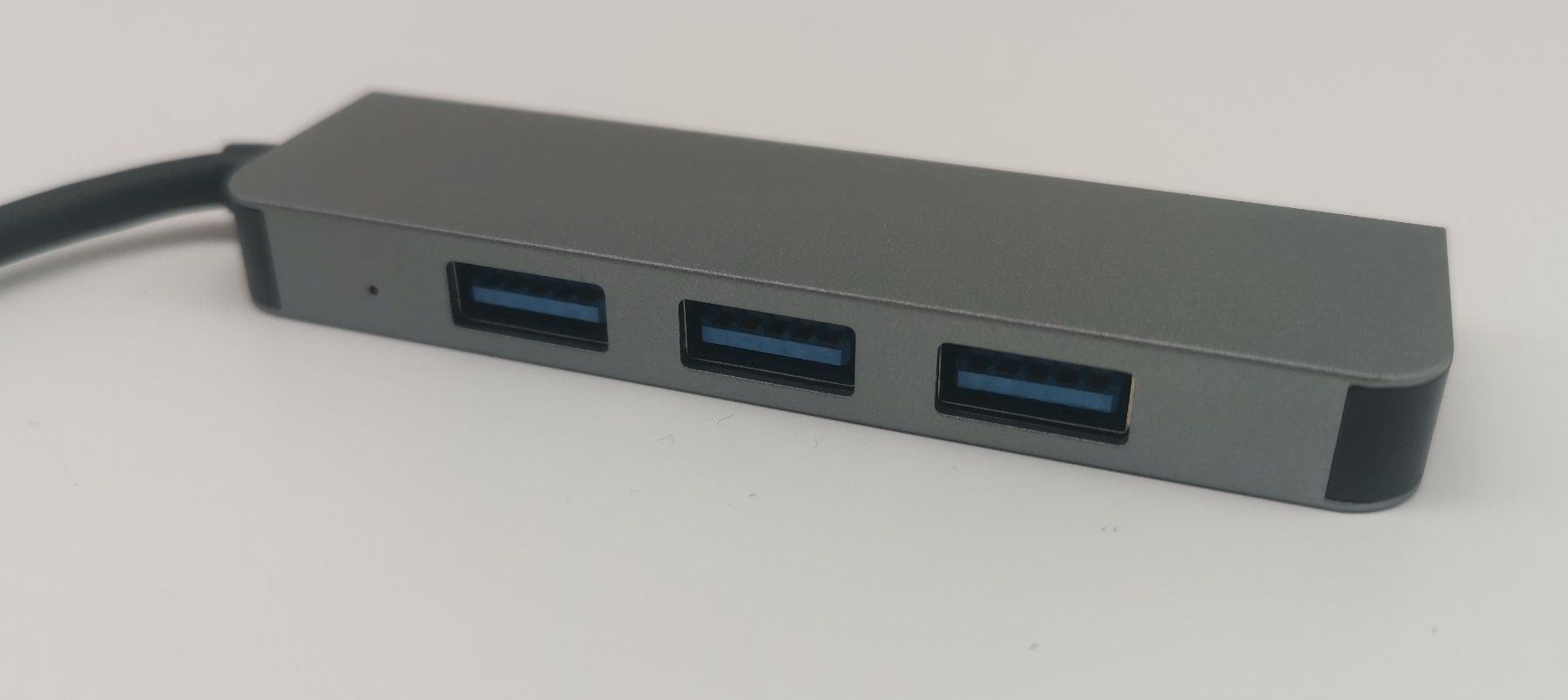 Unità & Adattatore: USB-C auf USB 3.0 / 2.0 Hub - 4 Port – Nuovo e nell'imballaggio originale da Niederglatt ZH venduto da K1r7 3
