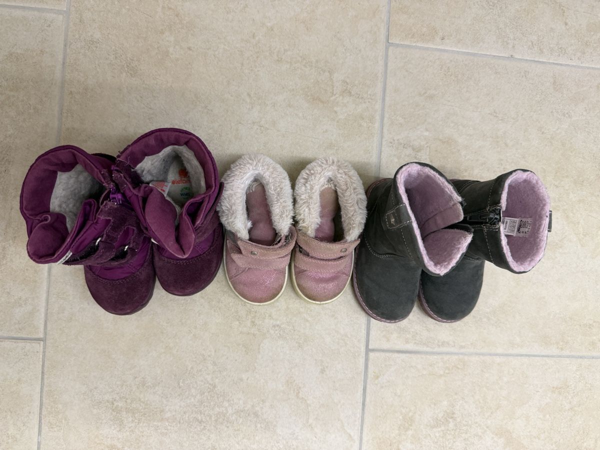 Scarpe per ragazze: Kinder Schuhe 3 Paar Grösse 21 Winter – Usato da Oberrohrdorf venduto da Rgf_b21 4