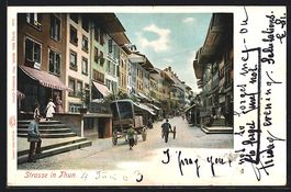 Thun, Strasse mit Geschäften und Häuse