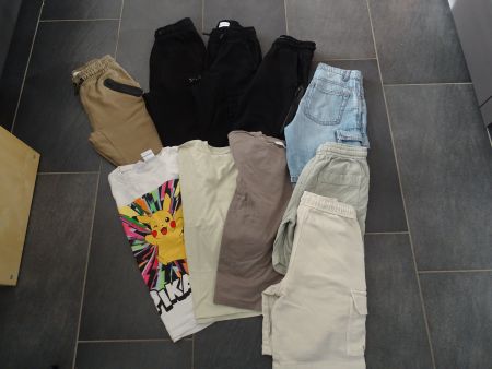 Schönes Kleiderpaket von Zara für Junge,  Grösse 134 cm