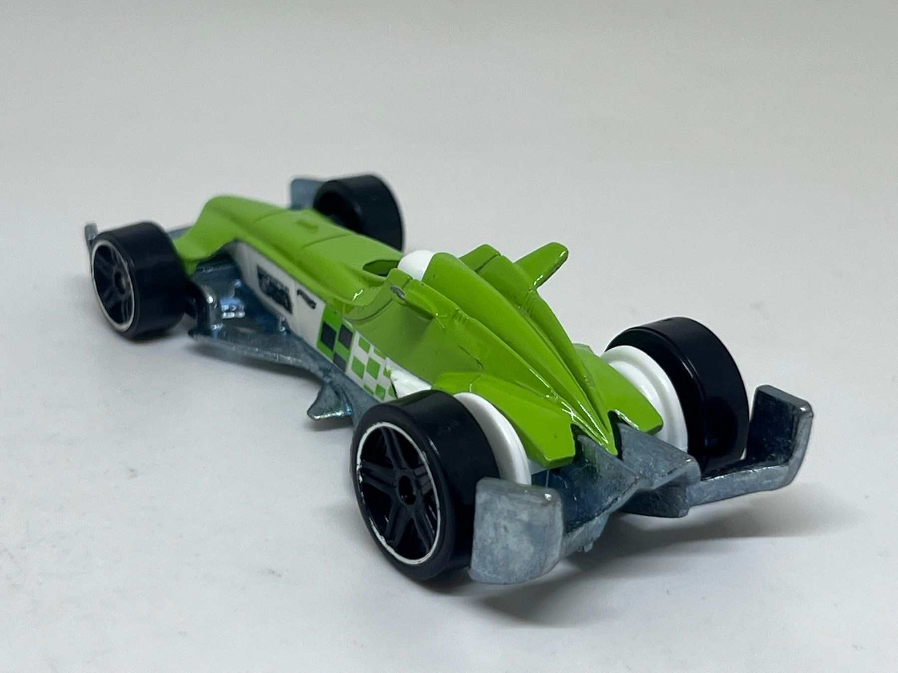 Hot Wheels Modellini d'auto: Hot Wheels F-Racer #534 – Usato da Wildegg venduto da LaaBoutique 2