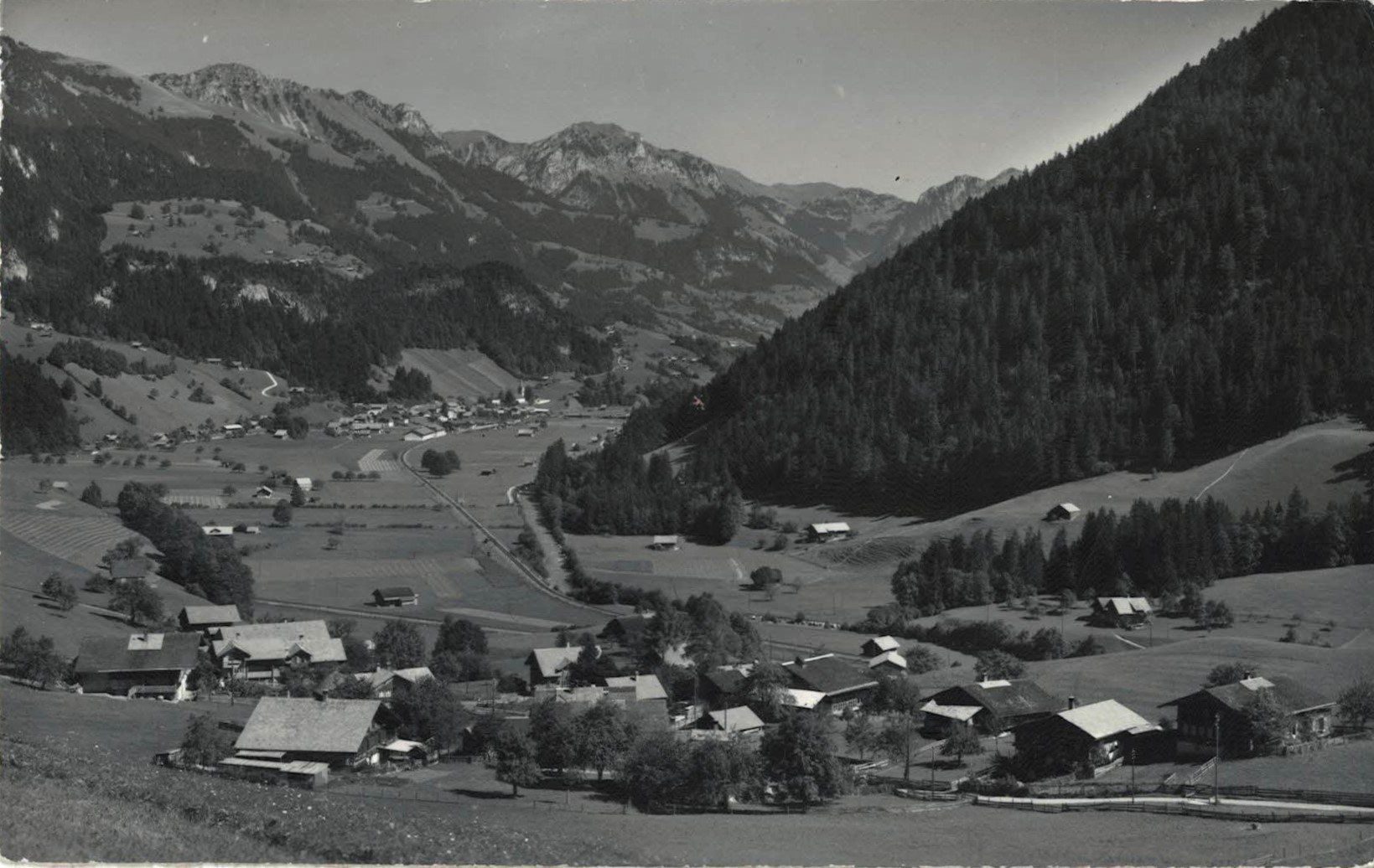 Cartoline postali: Boltigen BE Eschi Ortsansicht Nr.27170 ,   1950 – Usato da Solothurn venduto da Bepposol