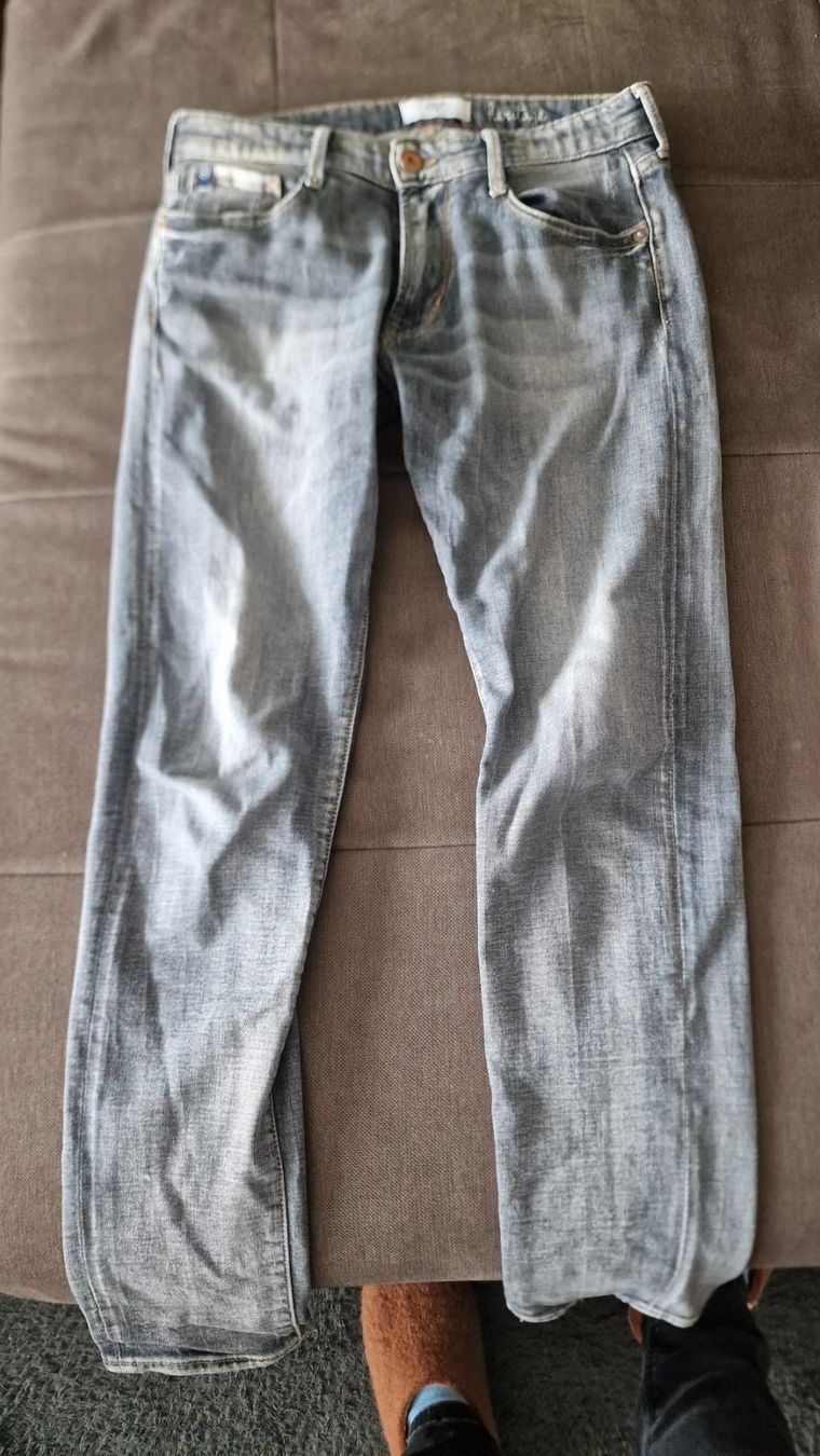 Jeans: Le temps des cerises Jeans – Usato da Kerns venduto da onewayticket