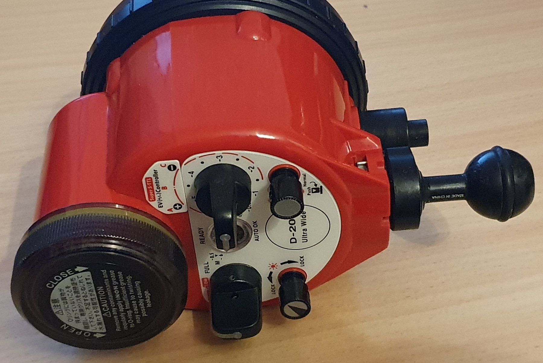 Flash: INON D-200 Unterwasser-Blitz – Usato da Unterentfelden venduto da LookoutMt 1