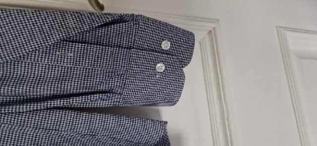 Hugo Boss Chemises: Schönes Hemd von BOSS – Neuf (Voir description) à Wallisellen par Warumnich0 2