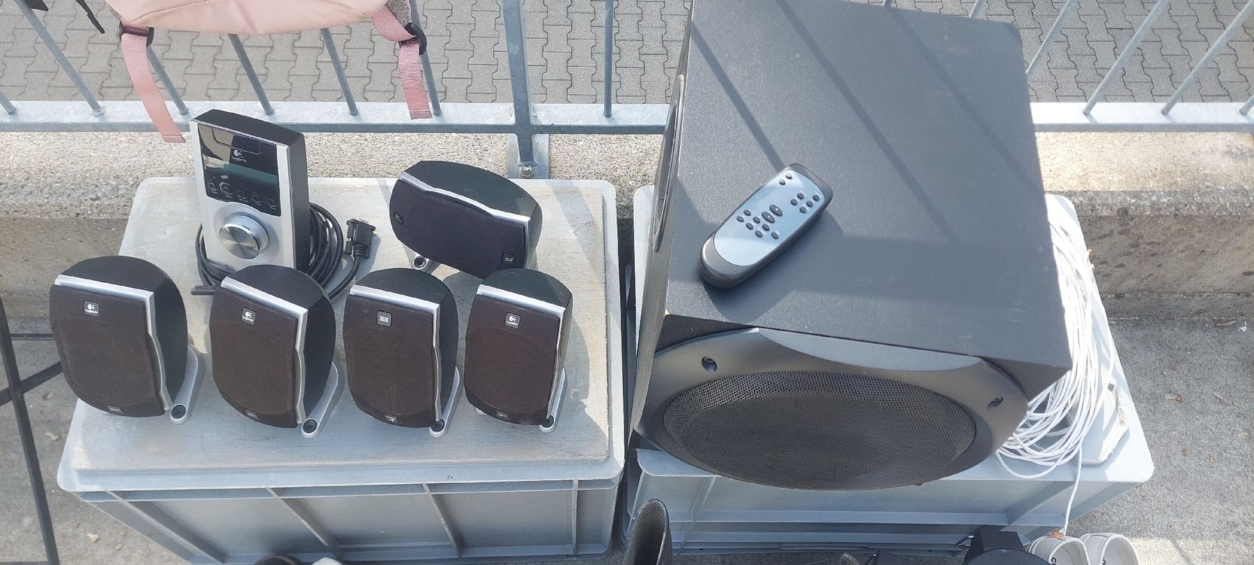 Logitech Casse acustiche: Logitech Surround System Subwoofer mit Bedienkonsole – Usato da Rapperswil SG venduto da Indoc 1