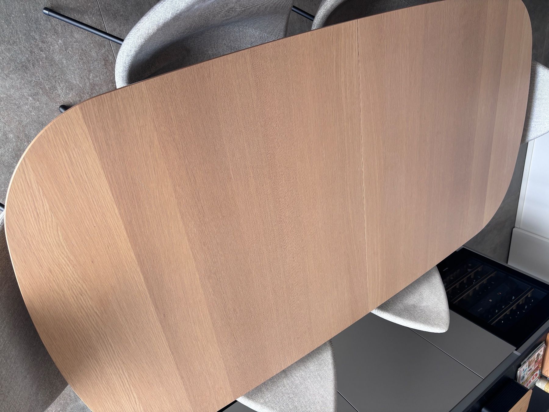 Set di tavolo e panche: Tables et chaises Bo Concept – Usato da La Conversion venduto da swissguys 1
