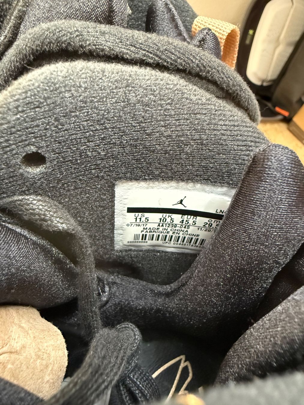 Jordan Scarpe da uomo: Jordan 8 Retro x Ovo "Sample" – Nuovo e nell'imballaggio originale da Worb venduto da le_castor 5