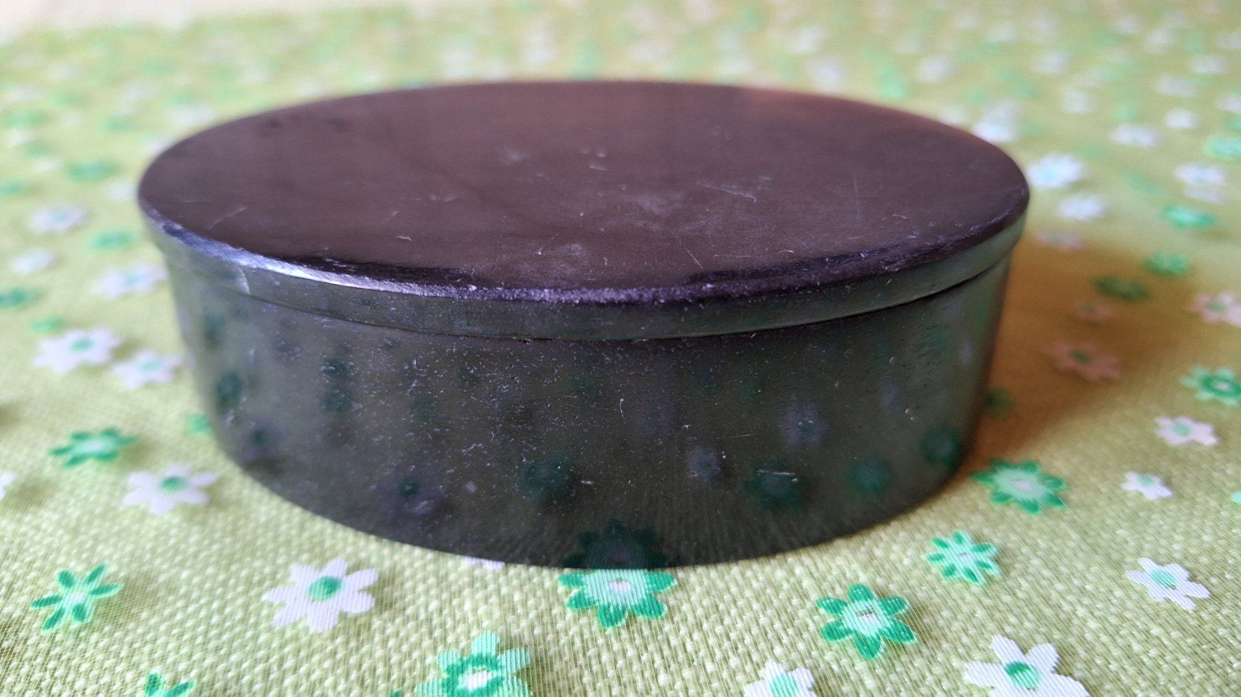 Tutte le decorazioni: Steindose , schwarz oval – Usato da Arlesheim venduto da shopradl