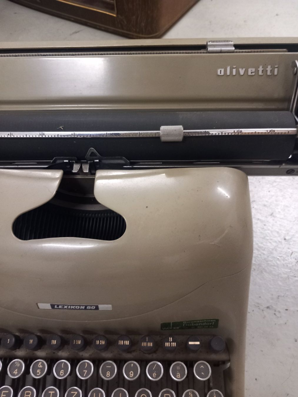 Olivetti Macchine da scrivere: Schreibmaschine – Usato da Oberrieden venduto da Puccini6 1