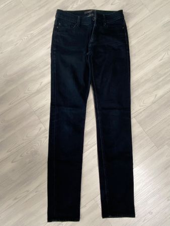 Dunkelblaue Damenjeans ESPRIT Gr.S (25/32)