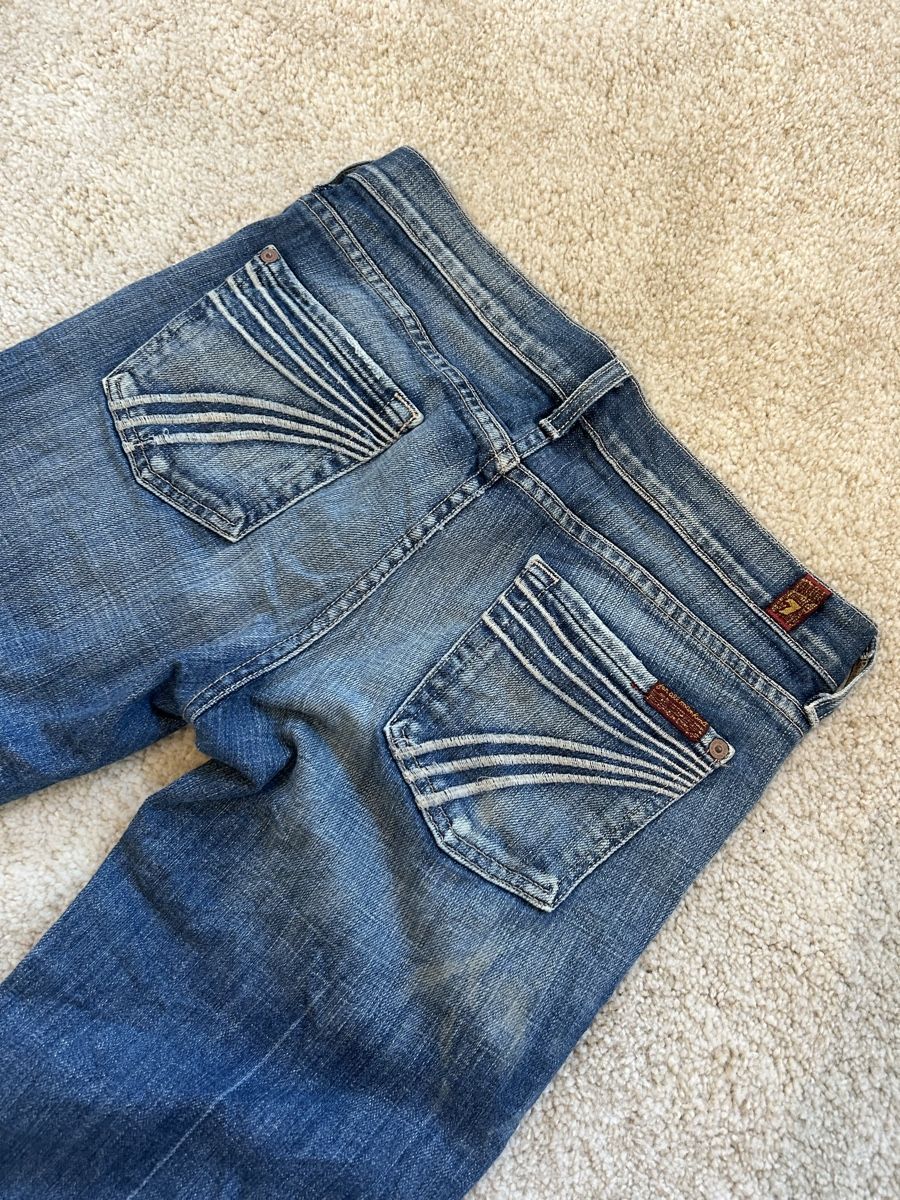 Jeans: super cute y2k jeans with design on backpockets   – Gebraucht aus Dietlikon von leaaasells 5