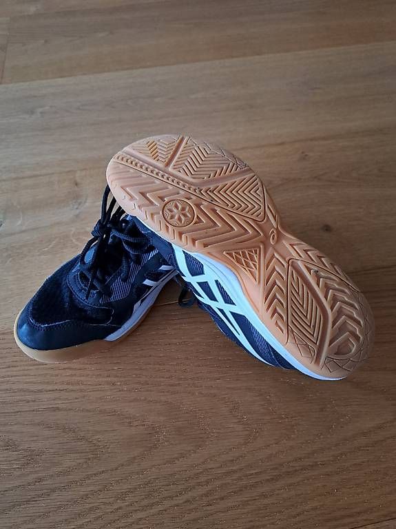Asics Scarpe da uomo: Asics Hallenturnschuhe Gr 39 – Usato da Küssnacht am Rigi venduto da cathib79 3