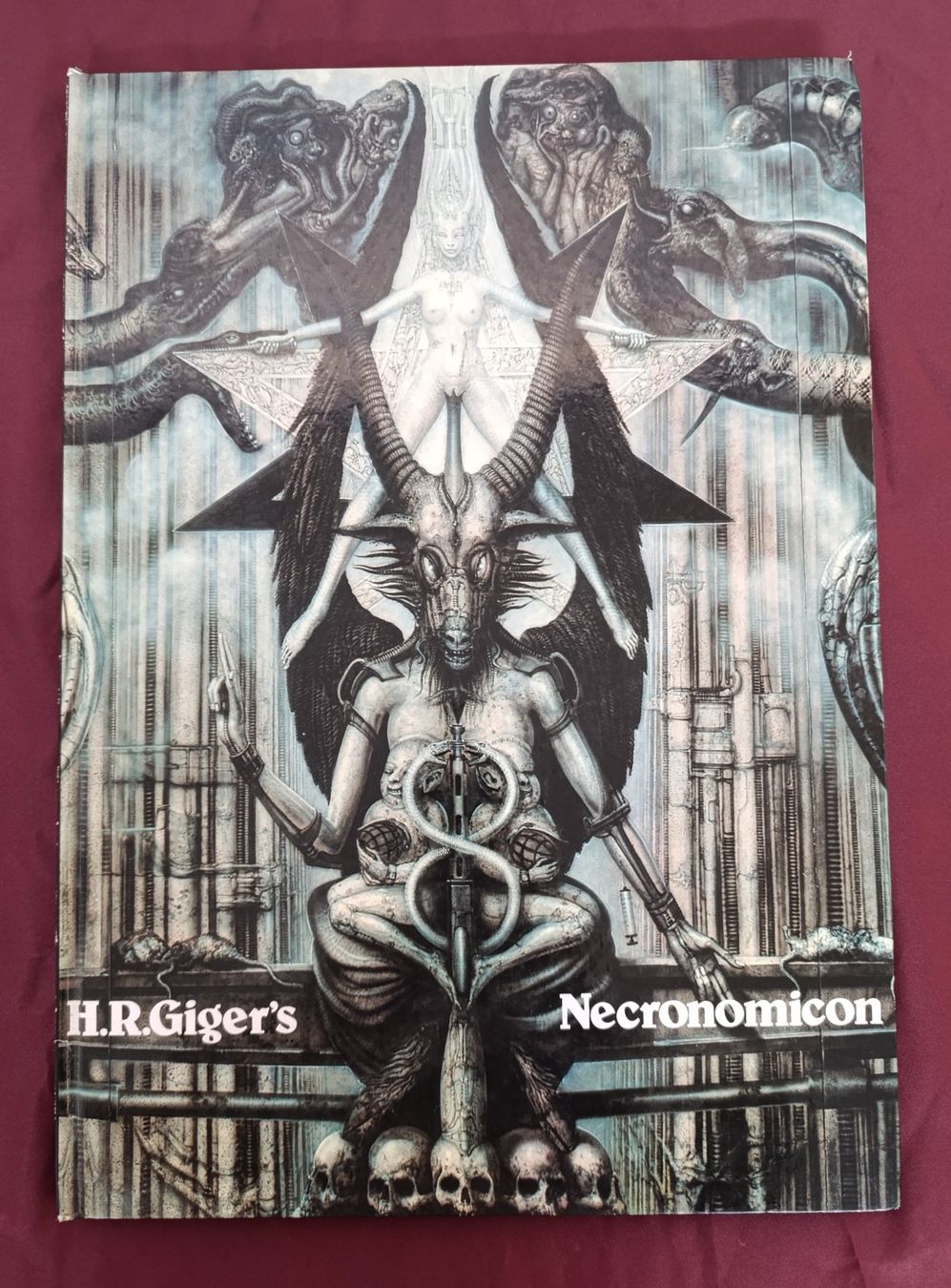 Libri: H.R.Giger's Necronomicon/ Edition C – Usato da Avry-sur-Matran venduto da dav_nm5p