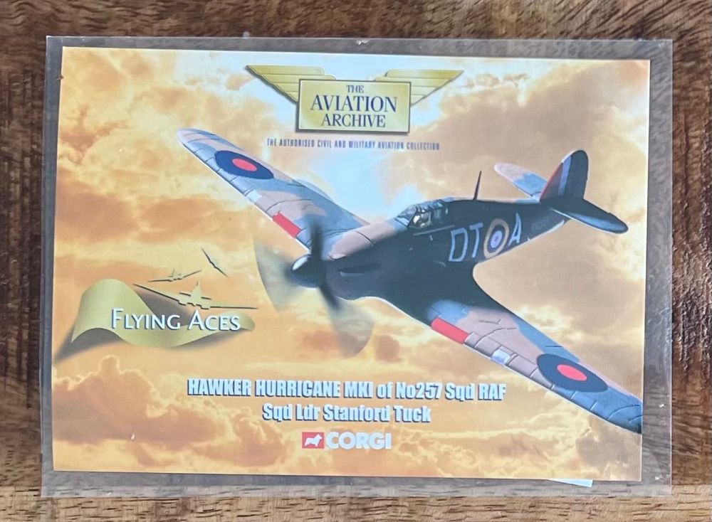 Corgi 49102 Hawker Hurricane Mk I RAF No.257 Stanford Tuck (Neu und ...