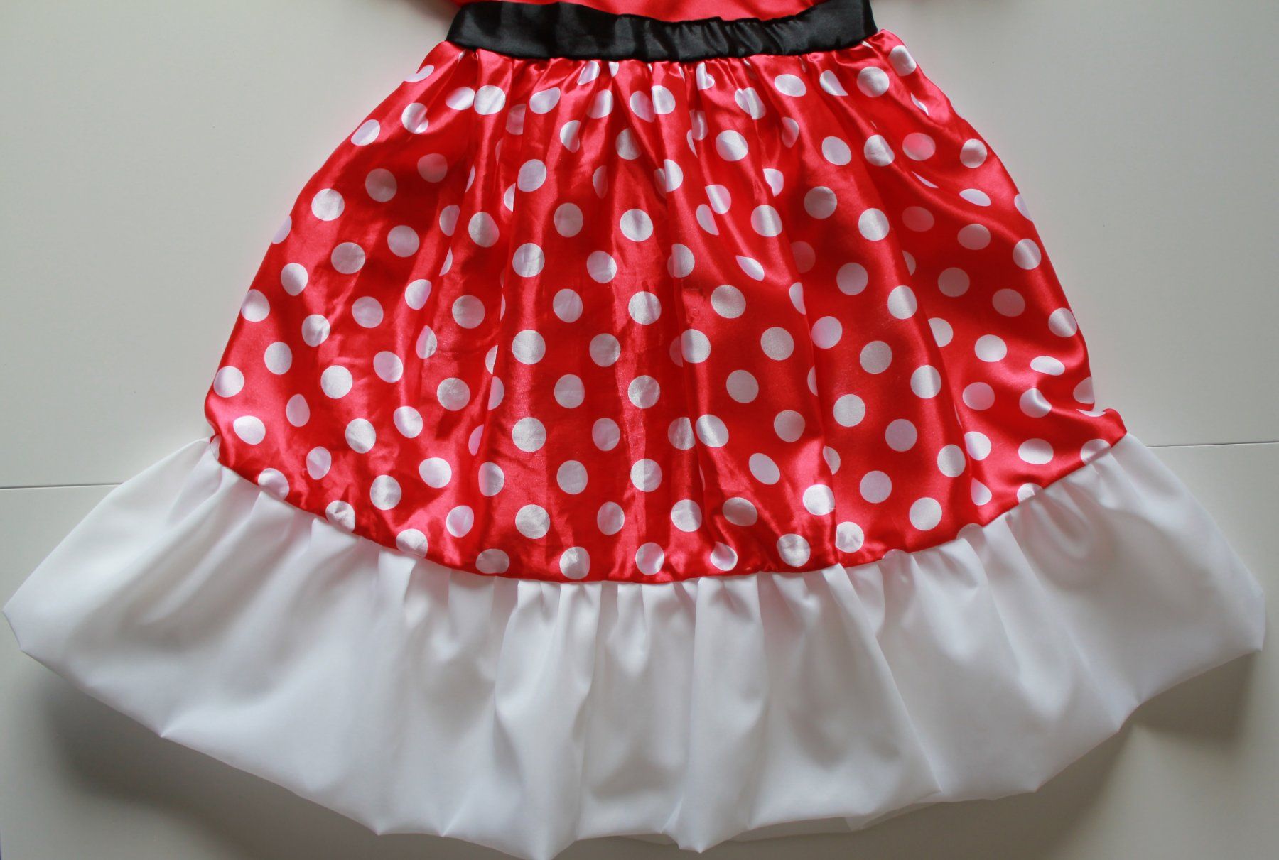 Costumi: Costume Minnie Maus t. 6 - 8 ans – Usato da Peseux venduto da CoolShoping 4
