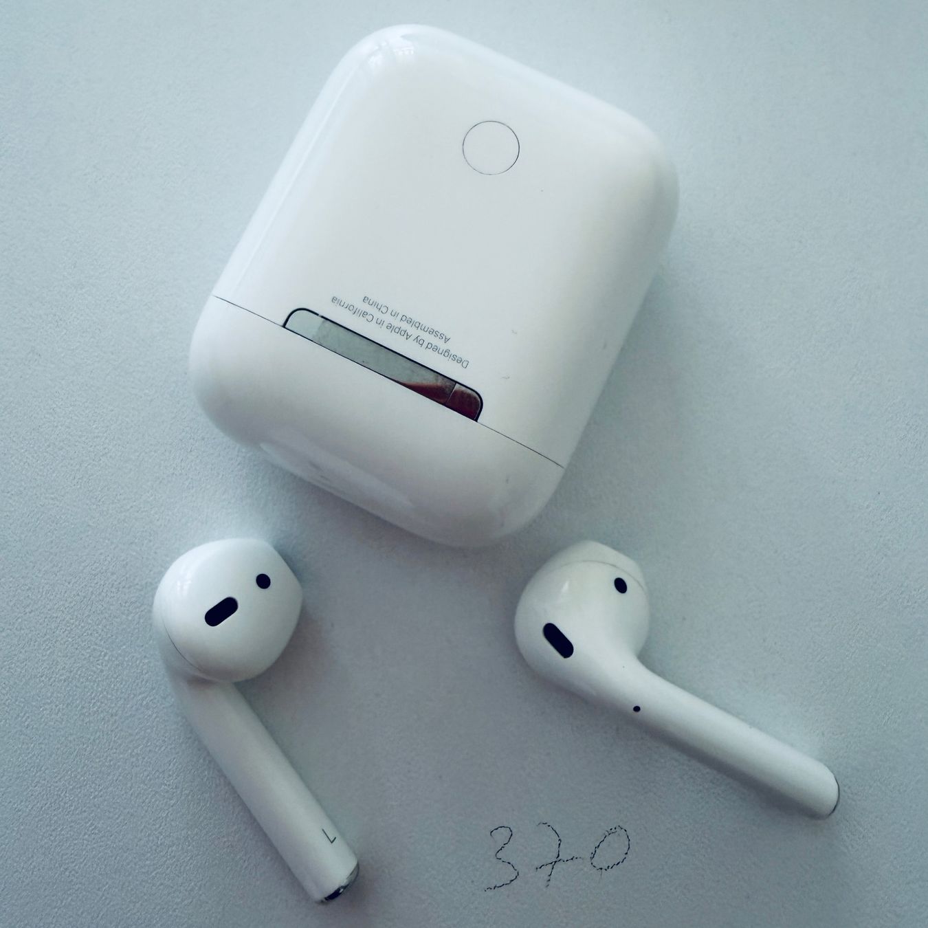 Apple Cuffie: Original Apple AirPods 2 Gen. Wireless Kopfhörer & Case – Usato da Basel venduto da MY.AIRPODS.SHOP 6