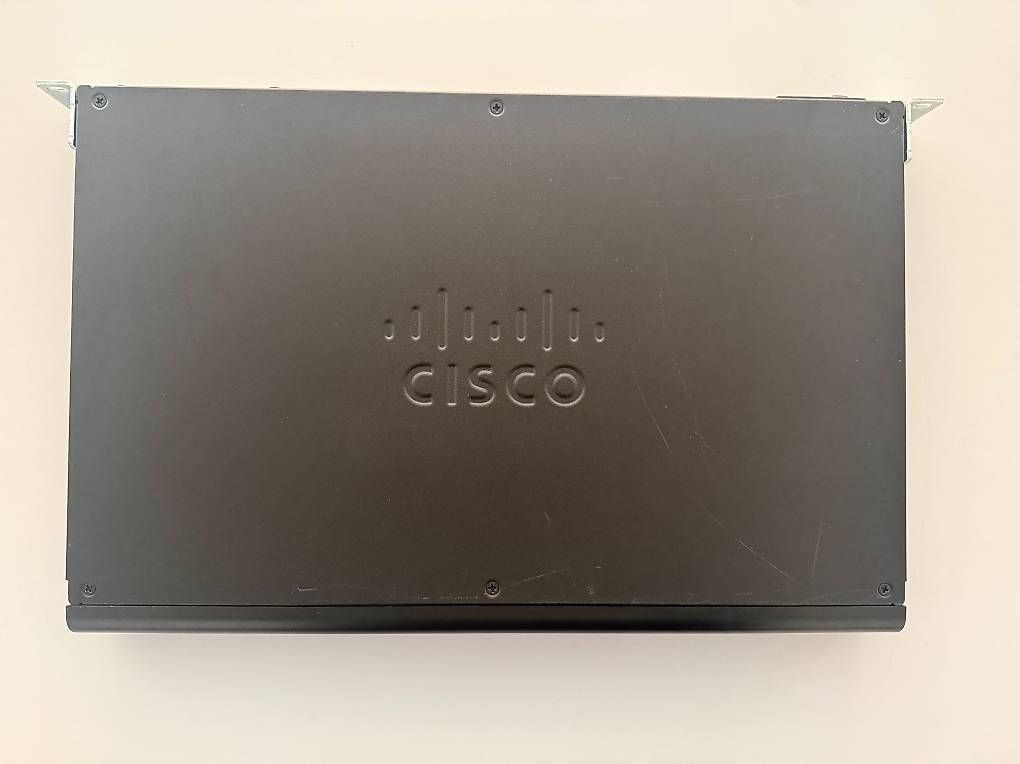Firewall: Firewall Cisco ASA 5508-X – Usato da Genève venduto da thibaudrossetti 1
