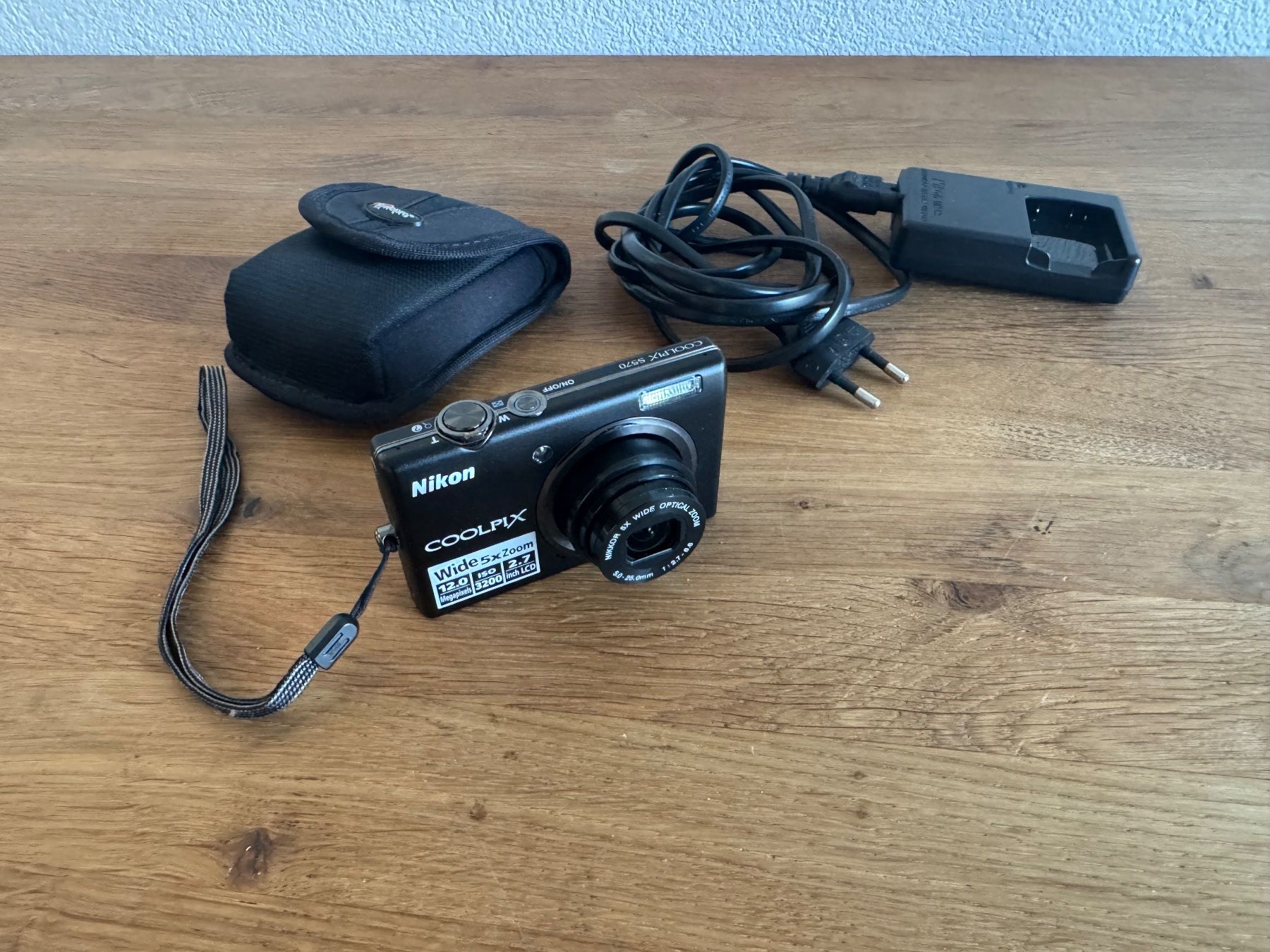 Nikon Kamera: Nikon Coolpix S570 Digital Kamera – Gebraucht aus Frauenfeld von lind11
