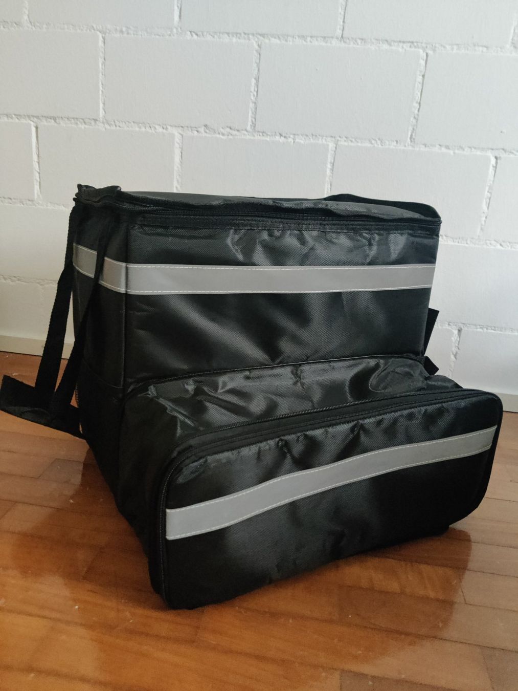 Borse: Grosse Isolierung tasche für Kurier (Uber eats, Just Eats) – Nuovo e nell'imballaggio originale da Villmergen venduto da Jey_11 1