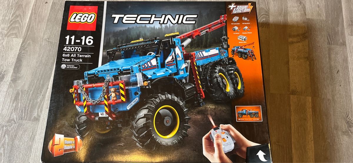 Lego Kit di costruzioni: Lego Technik Abschleppwagen – Usato da Sisikon venduto da geler