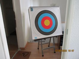 Bogensport-Trainingsziel mit Ständer