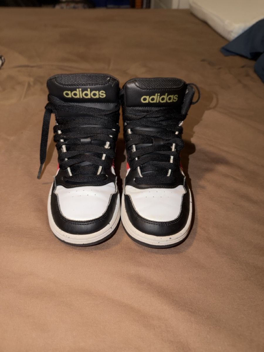 Adidas Scarpe per ragazzi: Adidas shoes – Usato da Sementina venduto da bru_vpp5