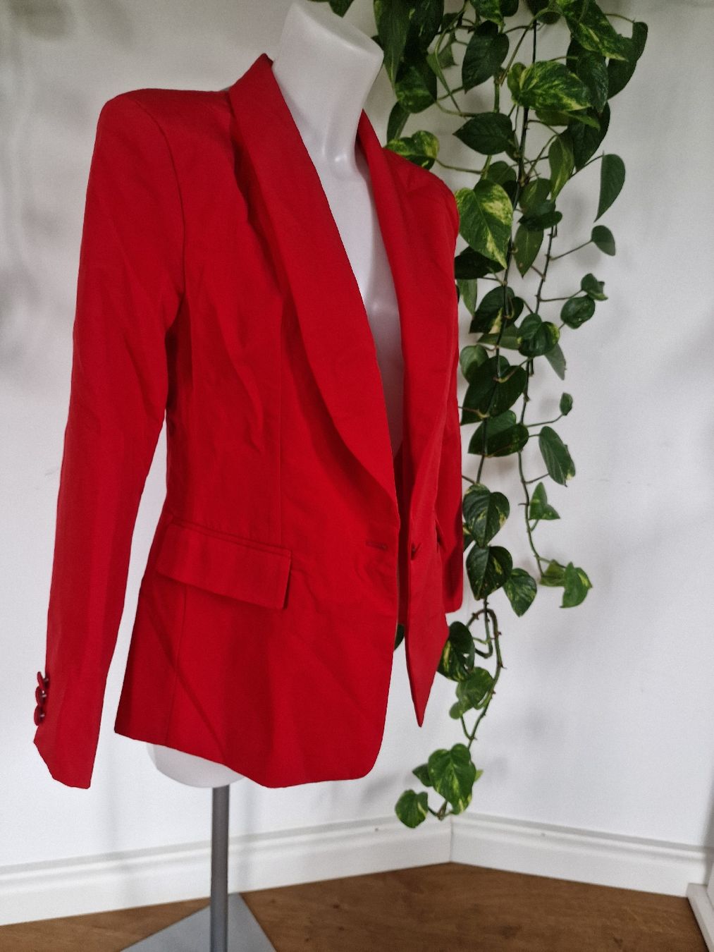 Vestes: Roter Blazer, Gr. S, tailliert – Neuf (Voir description) à Wald ZH par Cjp 2