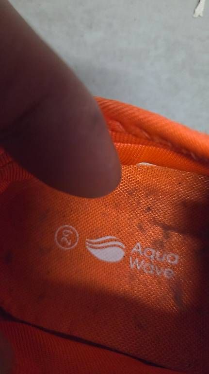 Scarpe per ragazzi: Aqua Wave Badeschuh Grösse 29 – Usato da Würenlingen venduto da ram_97c8 2