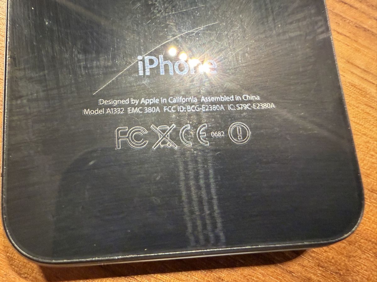 Apple Telefoni cellulari / Smartphones: iPhone 4 bester Zustand – Usato da Dornach venduto da samuti 2