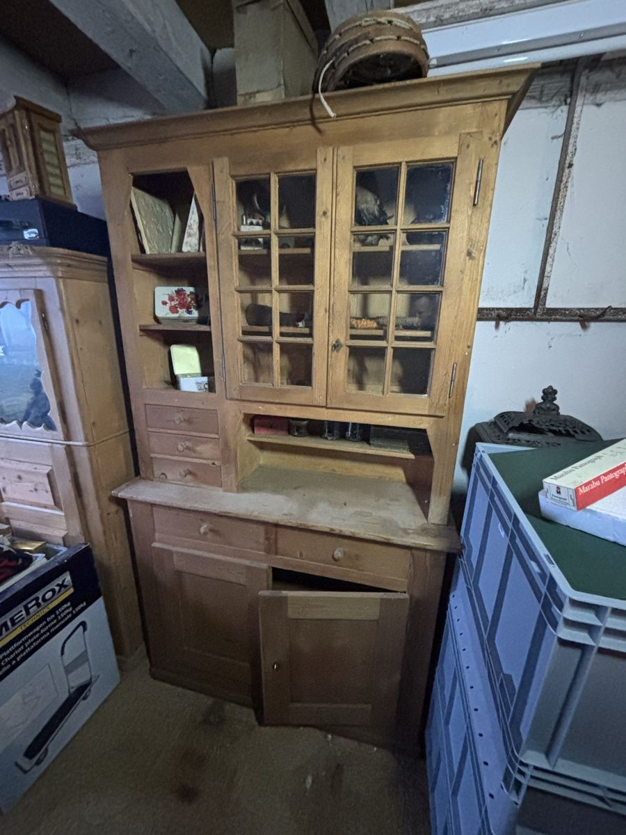 Armadi: Antiker Buffet-Schrank, Landhausstil – Usato da Frauenfeld venduto da Fubech